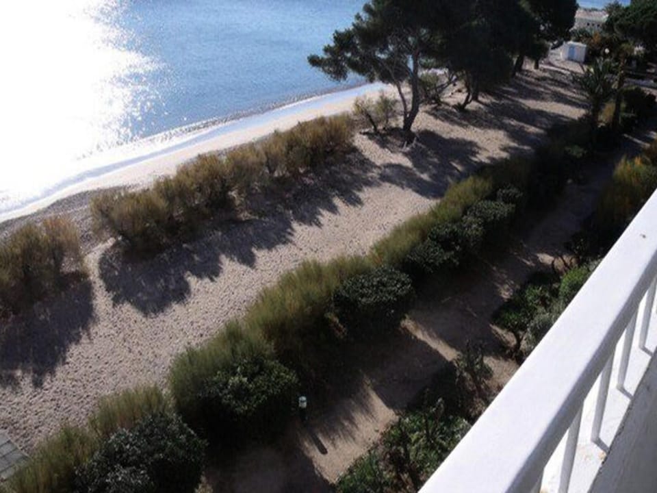Rooms 4 People Hotel in La Londe-les-Maures