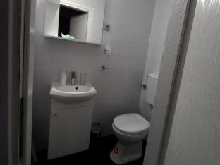Pansion Stones Murter - Studio Apartment  A4 Hotel in Murter