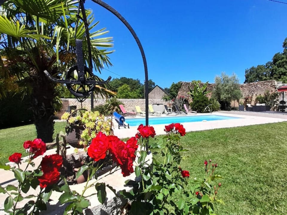 Holiday Rentals Archigny Hotel in Centre-Val de Loire