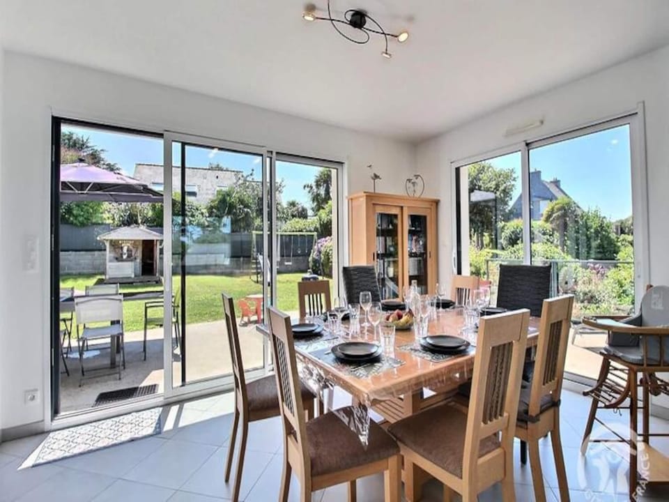 GAEte de France 4 people Hotel in Louannec