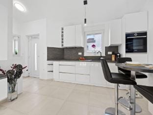 Apartment, 100m from the beach Hotel in Peroj