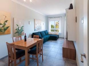 Camelot - Apartment Hotel in Safor