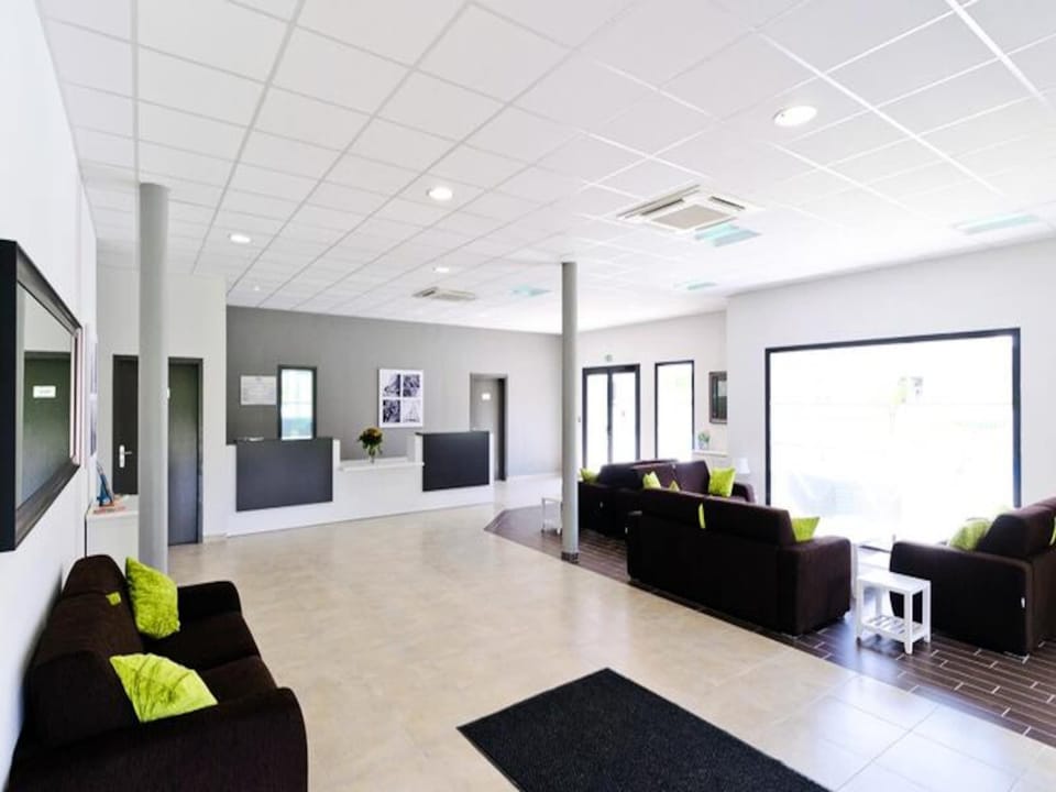 Residence Le Domaine des Mauriers Hotel in St-Malo