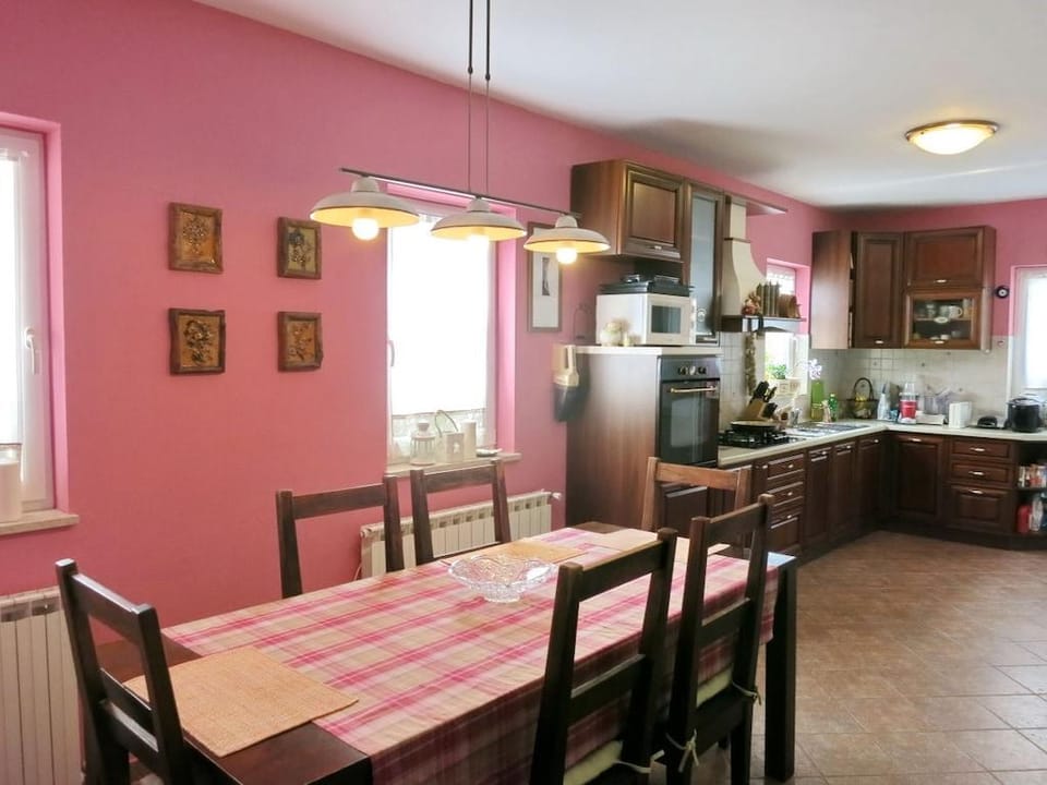 Villa in Pula 42 with swimming pool Hotel in Fažana
