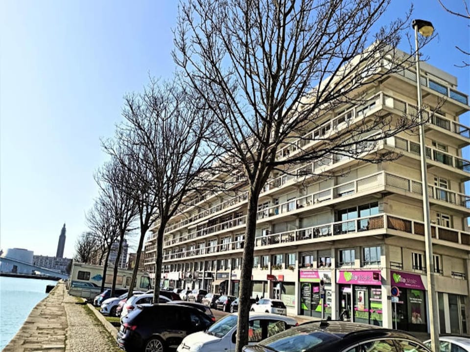 Rooms 4 People Hotel in Le Havre