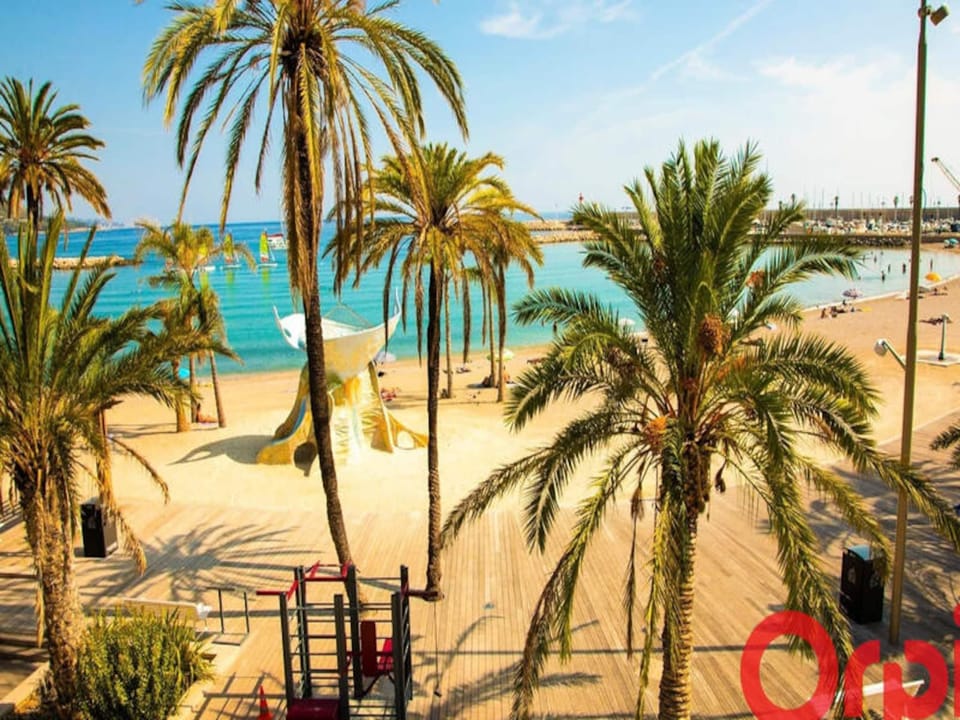 Rooms 3 People Hotel in Menton