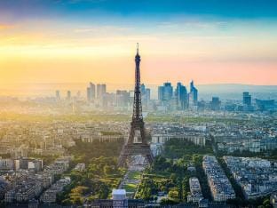 Refurbished T2 Near Trocadero Hotel in Paris