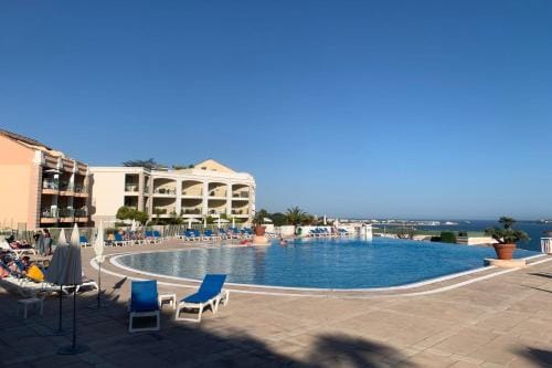 All Comfort - Swimming Pool - Sea View Hotel in Cannes