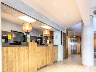 Apartment 4 people - 1 bedroom - South facing Hotel in Huez