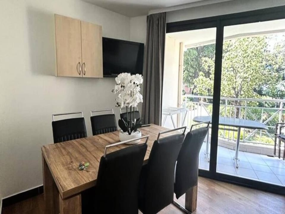 Residence Villa Francia Hotel in Cannes