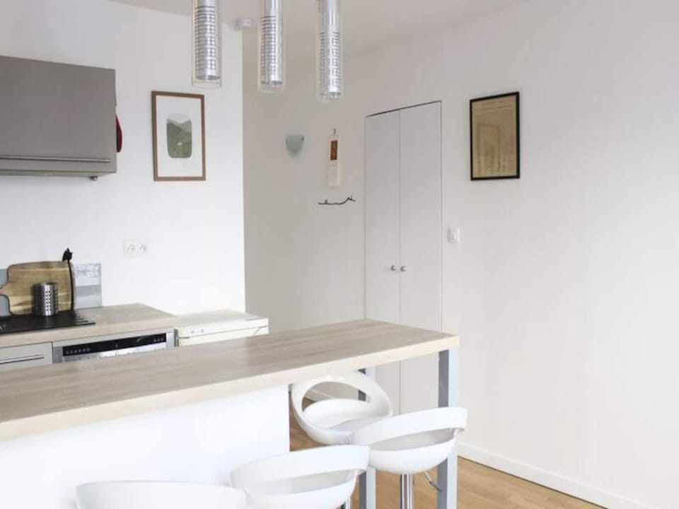 Apartments for 3 People Hotel in Issy-les-Moulineaux