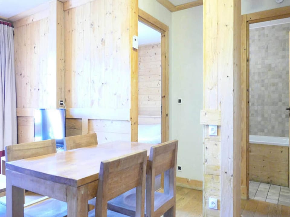 Stay at Residence Les Calanques Hotel in Les Deux Alpes