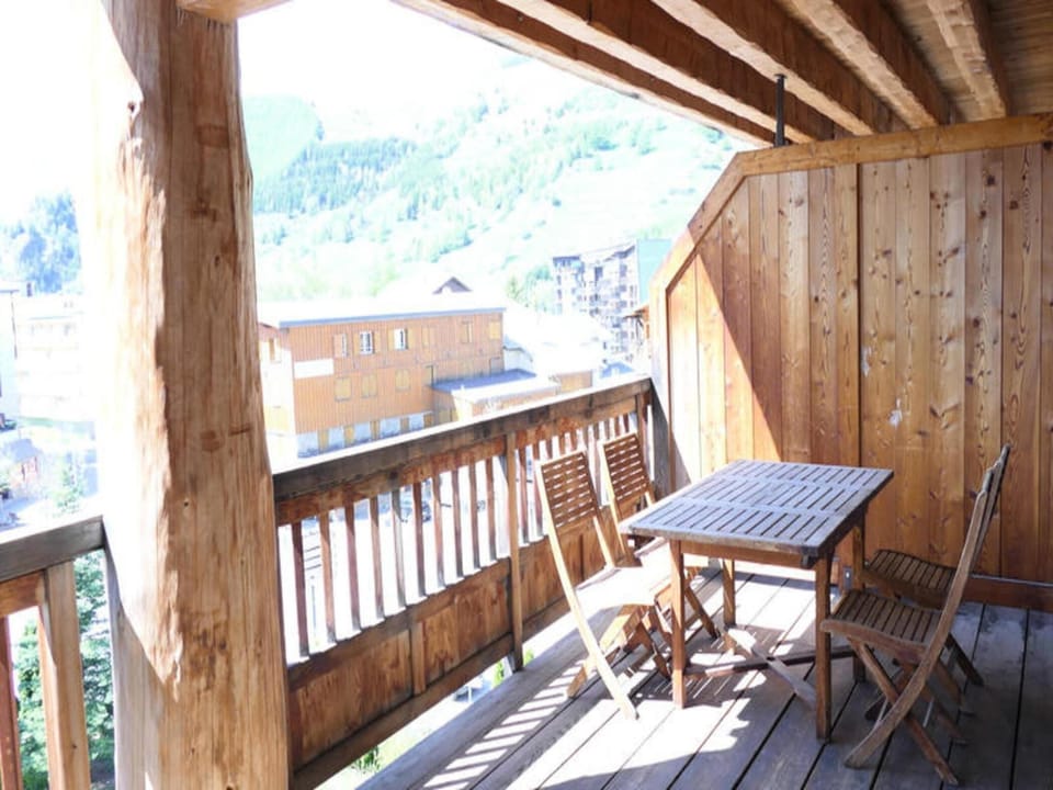 Stay at Residence Les Calanques Hotel in Les Deux Alpes