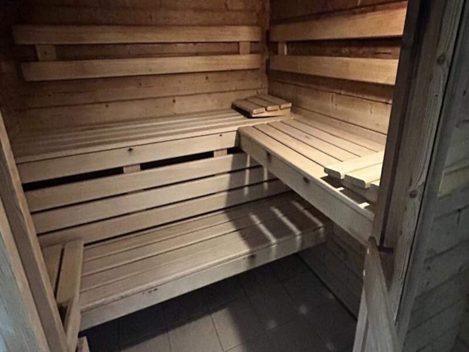 Rooms for 6 People Hotel in Brittany