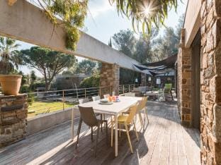 Elegant Villa Overlooking Gaou Bay Hotel in Bormes-les-Mimosas