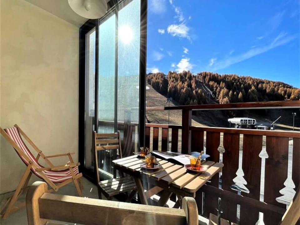 Studio for 4 People Hotel in Provence-Alpes-Côte d'Azur