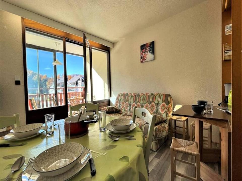 Studio for 4 People Hotel in Provence-Alpes-Côte d'Azur