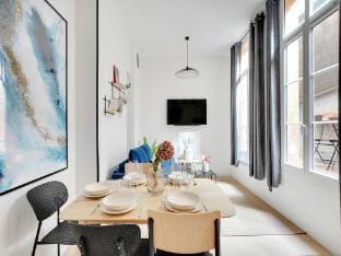 Cosy apartment - 2BR6P- Strasbourg-Saint-Denis Hotel in Paris