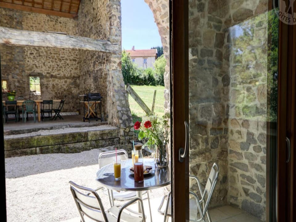 House 13 People Hotel in Auvergne-Rhône-Alpes