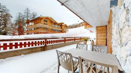 Les Mayens MA 012-LUXURY apartment 8 pers Hotel in Nendaz