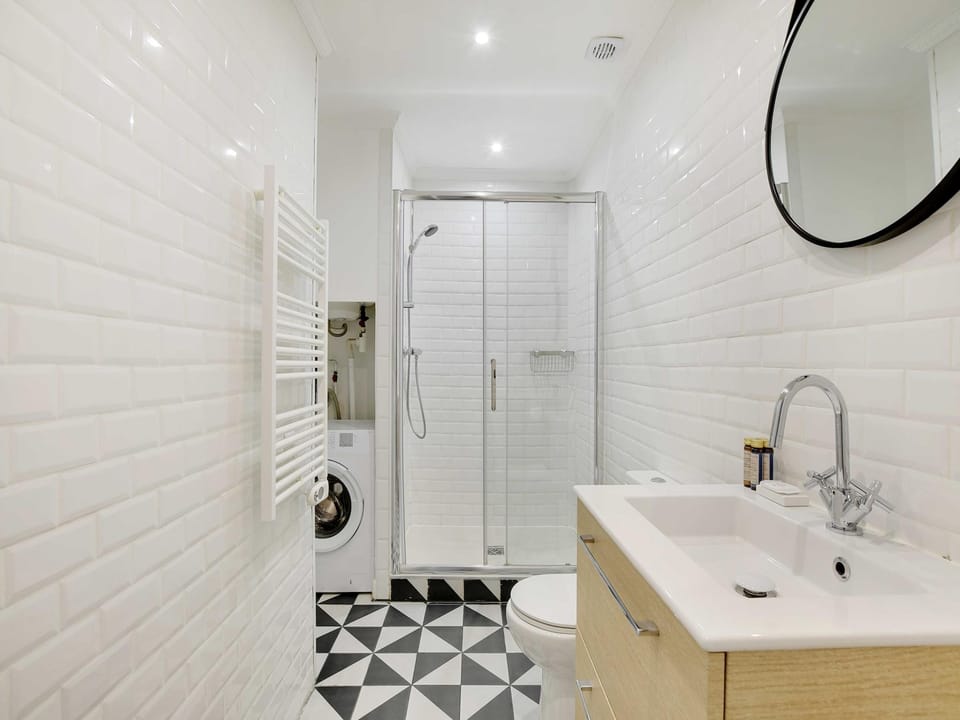 Intimate apartment - 1BR4P - Bastille Hotel in Paris