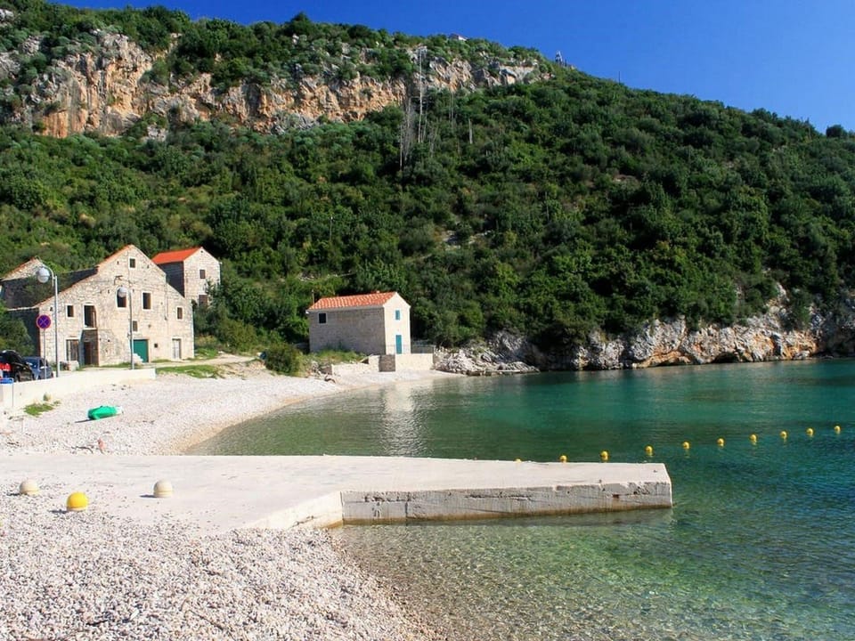 Villa Ro - Ela - Double or Twin Room with Balcony and Sea View - S4 Hotel in Dubrovnik-Neretva County