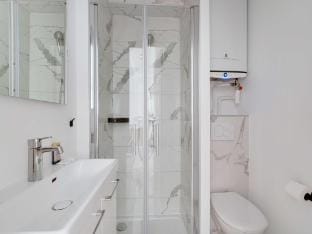 Cosy and Chic Apartment -1BR4P- Trocadero Hotel in Paris