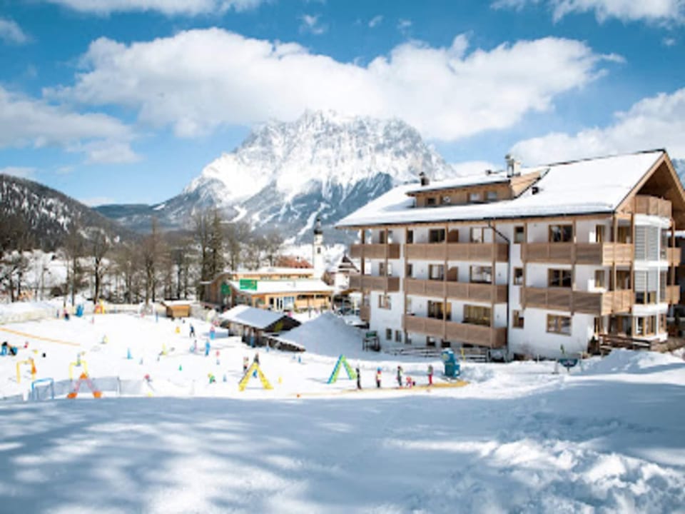 Amazing apartment in Tyrol with sauna Apartment in Garmisch-Partenkirchen