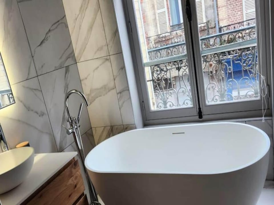 Houses  Villas for 12 People Hotel in Deauville