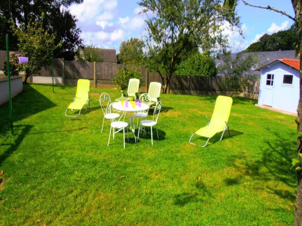 House 8 People Hotel in Normandy