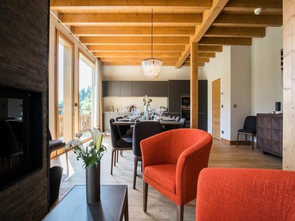 Chalet 14 people Hotel in Megève