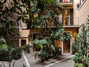 Modern Flat in Historic Rome Center Hotel in Rome