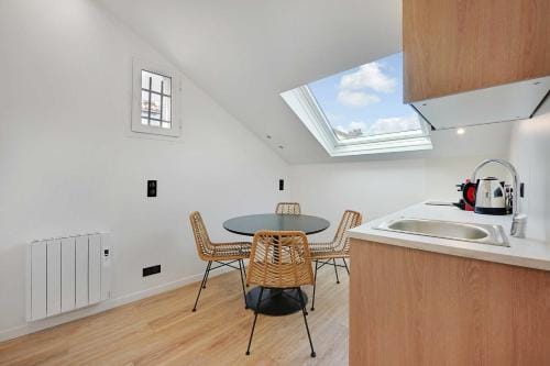 Bright and cosy apartment - 1BD2P - near Paris Hotel in Aubervilliers