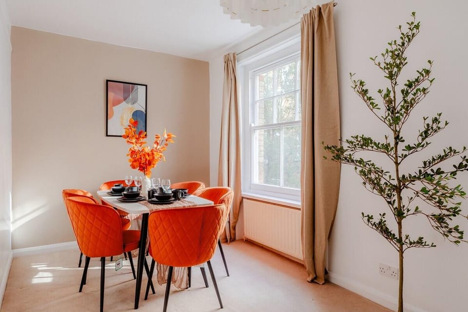 Chic 2BR APR by Soho & Oxford St! Hotel in London Borough of Islington