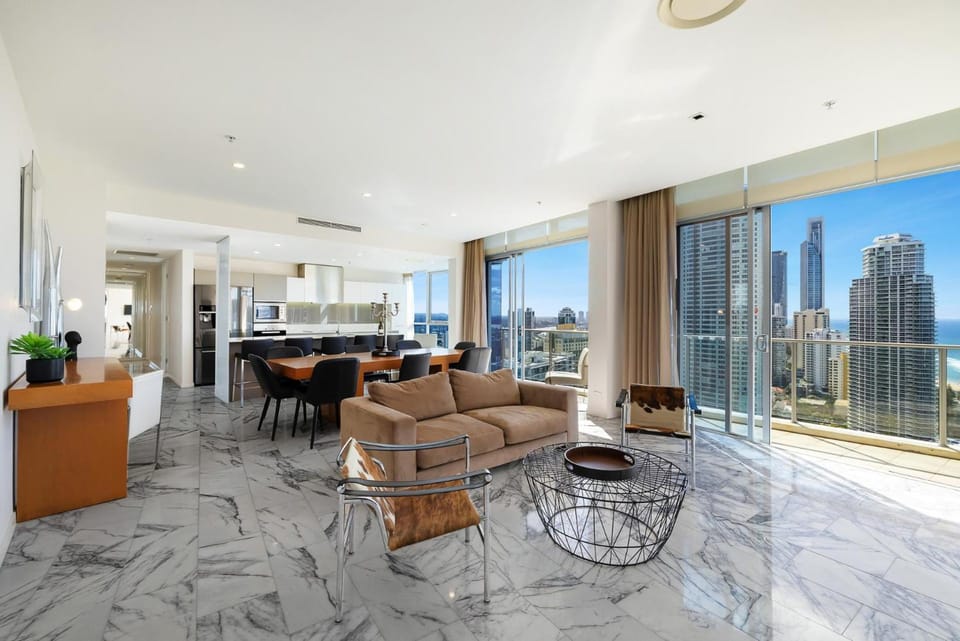 Artique Surfers Paradise Resort Apartment hotel in Surfers Paradise