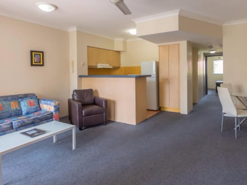 Aruba Beach Resort Apartment hotel in Gold Coast