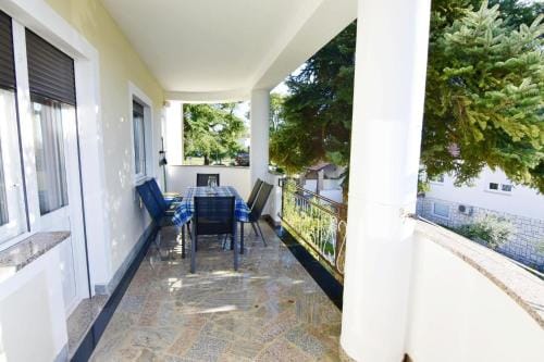 Spacious apartment in Umag with garden Hotel in Istria County
