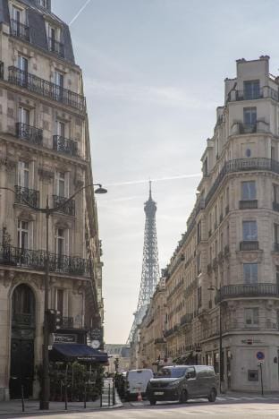 Luxury 4 Bed Residence - Next to Arc de Triomphe Hotel in Paris