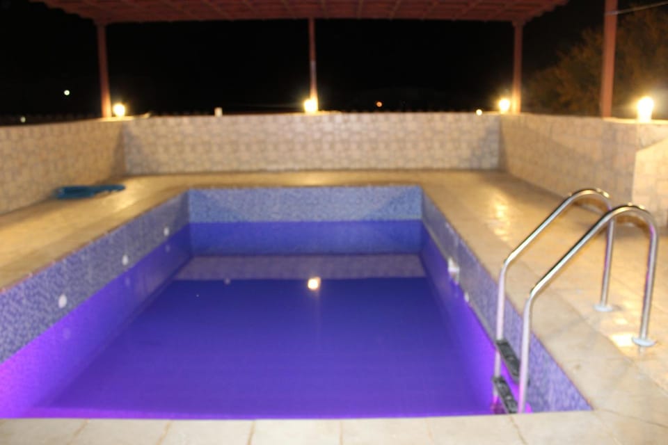 Sun Horizon Chalet  Bed and Breakfast in Oman