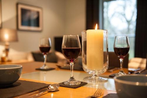 Glenwood Apartment at The Highland Club, Loch Ness Hotel in Fort Augustus