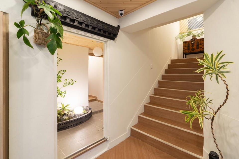 Stay105 Haenggung Residence Bed and Breakfast in Gyeonggi-do