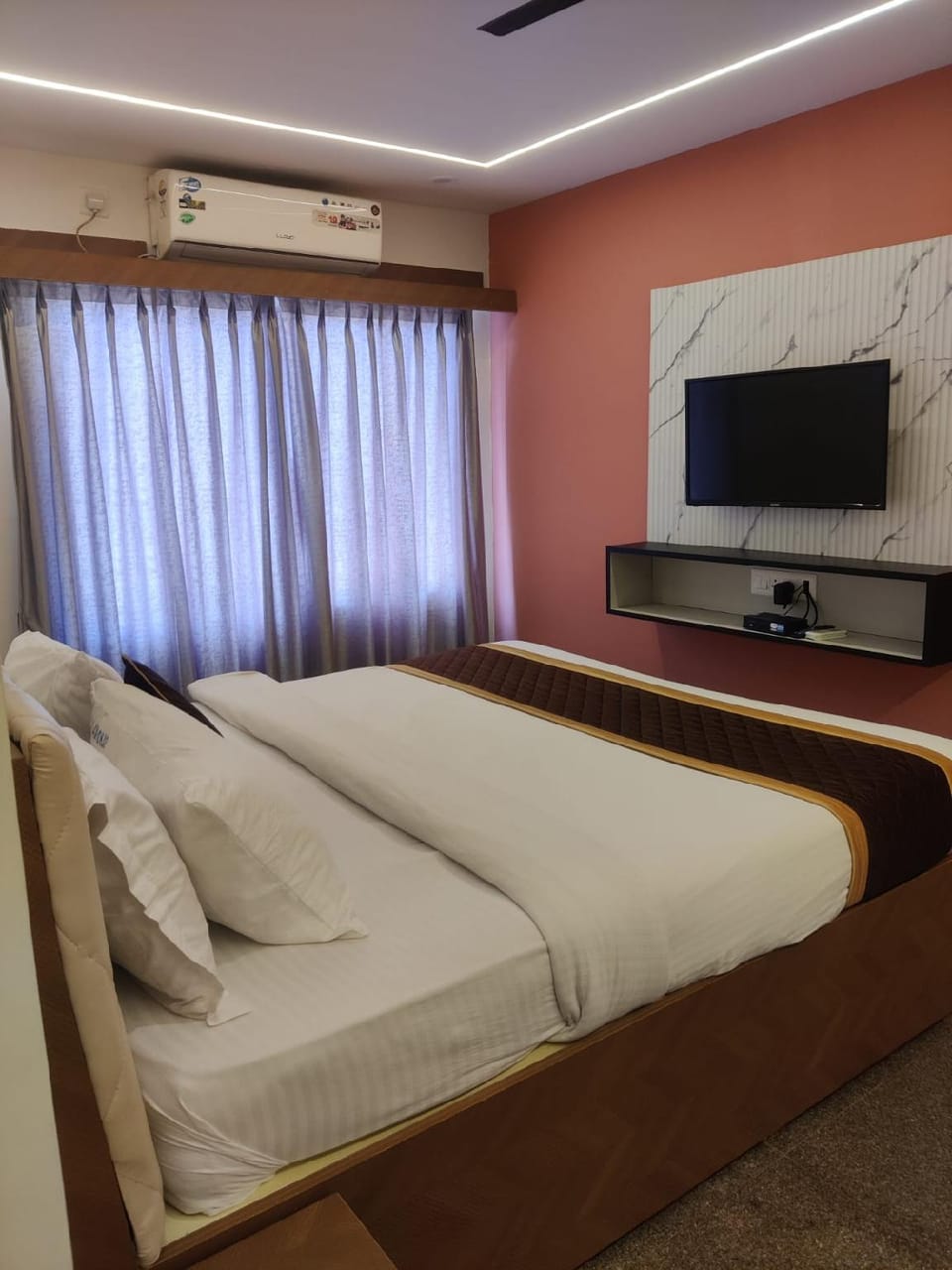 Amenity (Guest room)
