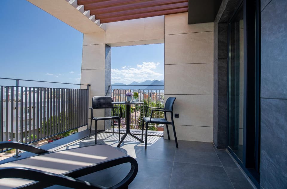 Balcony/terrace