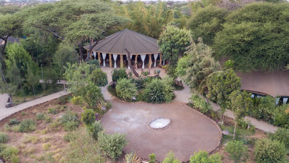 Kibo Safari Camp Lodge in Kenya