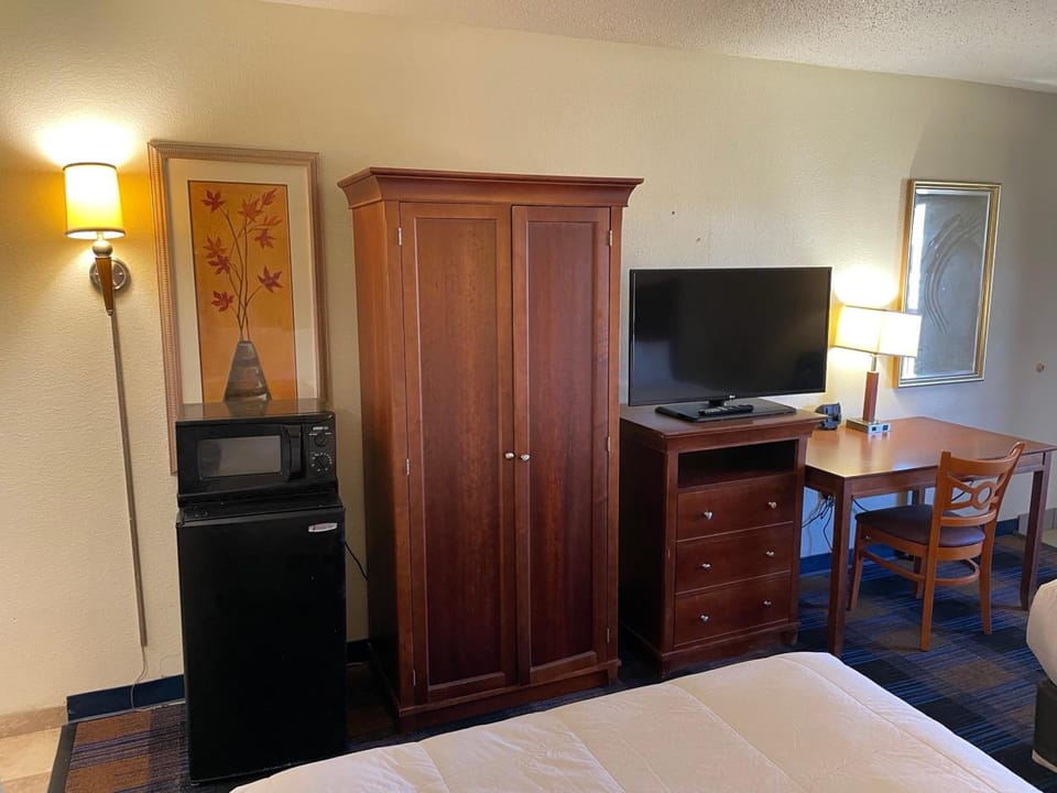 Millennium Inn Hotel in Hattiesburg
