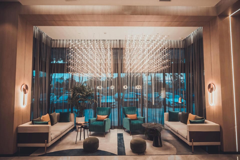 Orange Crystal Hotel Shenzhen Baoan Airport Bihaiwan Hotel in Shenzhen