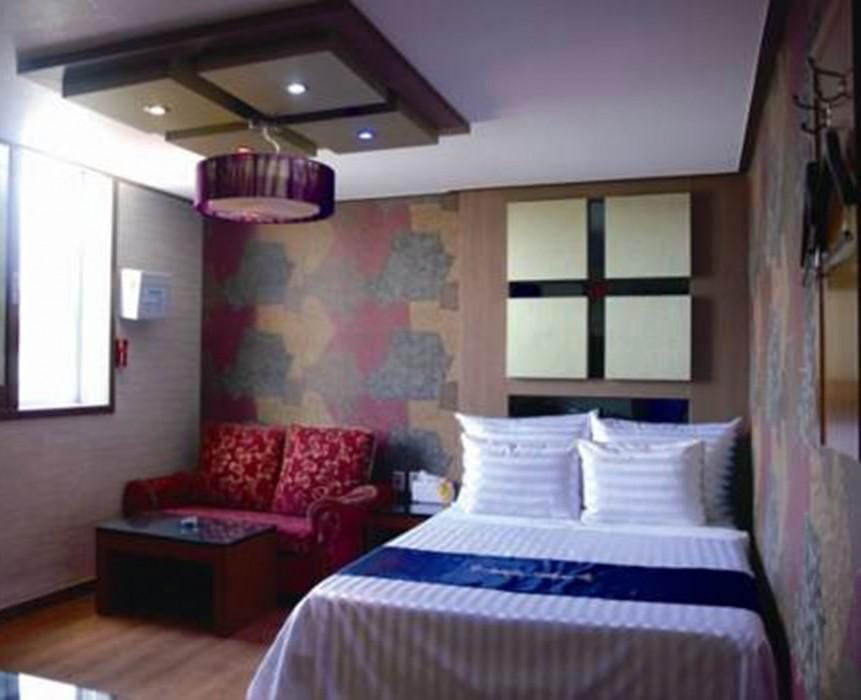 White Motel Hotel in South Korea