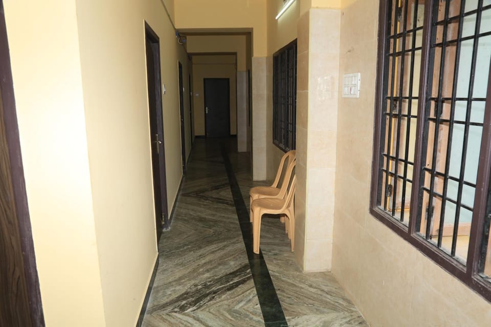 Lakshmi Mahal Rooms Hotel in Tamil Nadu