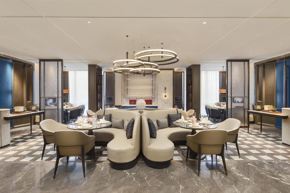 Doubletree by Hilton Zhengzhou Airport Aerotropolis Hotel in China