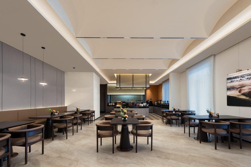 Hangzhou West Lake Lakeside Longxiangqiao Subway Station Atour Hotel Hotel in Hangzhou